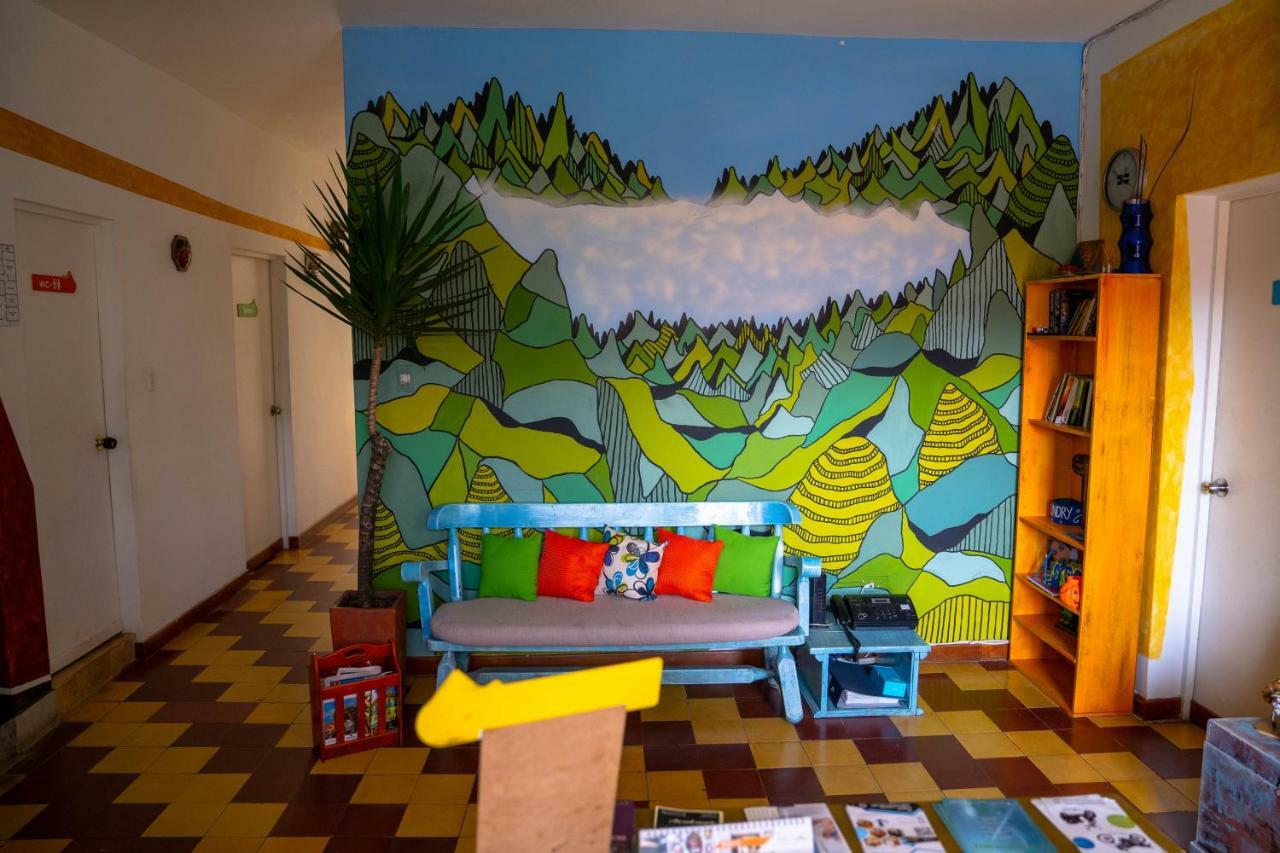 Los Andes Hostel Medellín Exteriör bild